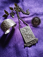 Load image into Gallery viewer, Ekani Chitai Work Brass Silver Necklace Combo Set
