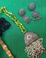 Load image into Gallery viewer, Ekani Mehar Green  Pearl Necklace With Earring
